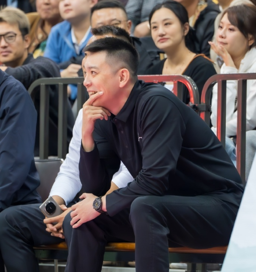 卫冕, 如今辽宁男, 队在丹东进