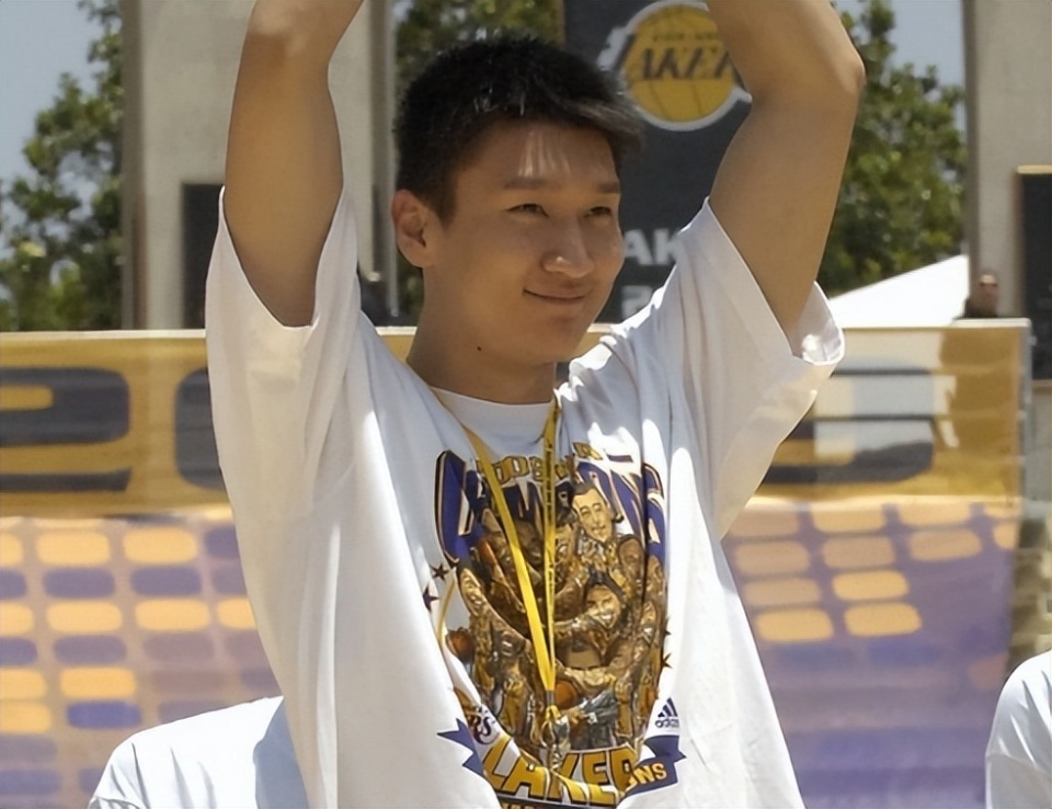 rlUto, 年夏天 rlUto, 年夏天